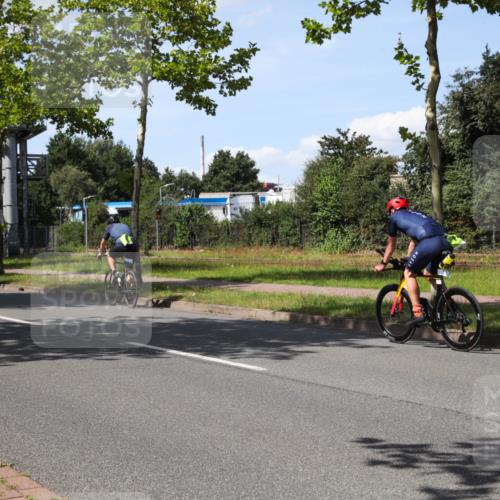 10.08.2025 - GEWOBA Citytriathlon Bremen Yannick Fuchs http://msf.ph/oto/8541514 10.08.2025 14:29:26 Radfahren 117, 179, 188, 206, 212, 351, 365, 373, 389, 405, 447, 487, 517 meine-sportfotos.de