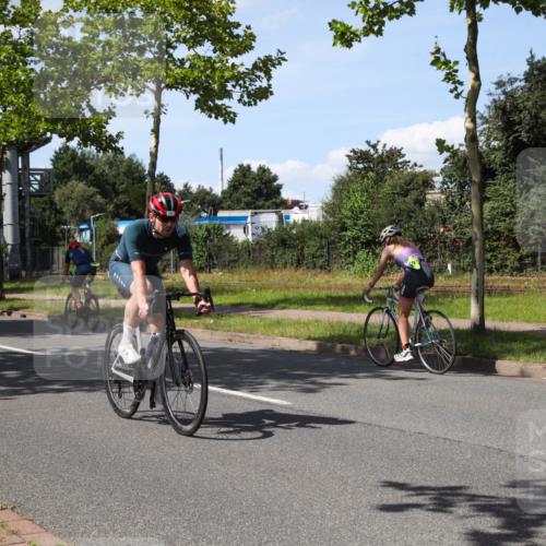 10.08.2025 - GEWOBA Citytriathlon Bremen Yannick Fuchs http://msf.ph/oto/8541525 10.08.2025 14:29:27 Radfahren 117, 179, 188, 206, 212, 351, 365, 373, 389, 405, 447, 466, 487, 517 meine-sportfotos.de
