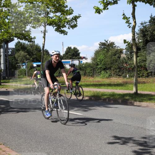 10.08.2025 - GEWOBA Citytriathlon Bremen Yannick Fuchs http://msf.ph/oto/8541596 10.08.2025 14:29:36 Radfahren 117, 179, 206, 212, 226, 351, 365, 373, 405, 466, 487, 517 meine-sportfotos.de