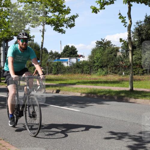 10.08.2025 - GEWOBA Citytriathlon Bremen Yannick Fuchs http://msf.ph/oto/8541602 10.08.2025 14:29:36 Radfahren 117, 179, 206, 212, 226, 351, 365, 373, 405, 466, 487, 517 meine-sportfotos.de