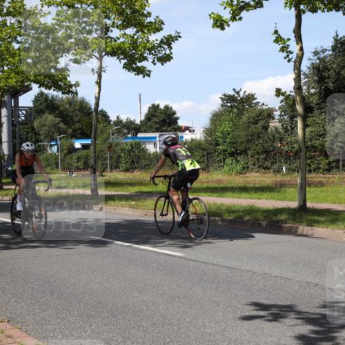 10.08.2025 - GEWOBA Citytriathlon Bremen Yannick Fuchs http://msf.ph/oto/8541607 10.08.2025 14:29:37 Radfahren 117, 179, 206, 212, 226, 351, 365, 373, 405, 466, 487, 517 meine-sportfotos.de
