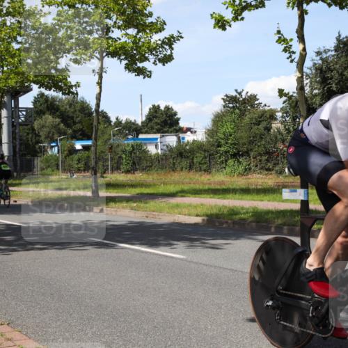 10.08.2025 - GEWOBA Citytriathlon Bremen Yannick Fuchs http://msf.ph/oto/8541649 10.08.2025 14:29:42 Radfahren 117, 179, 212, 226, 275, 327, 351, 373, 405, 466, 468, 487, 517 meine-sportfotos.de