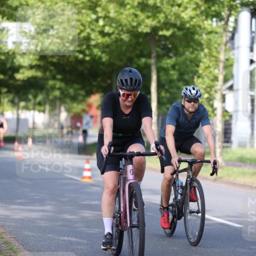 10.08.2025 - GEWOBA Citytriathlon Bremen Yannick Fuchs http://msf.ph/oto/8541704 10.08.2025 10:38:19 Radfahren 5, 19, 93, 101, 207, 247, 391, 463, 475, 482 meine-sportfotos.de