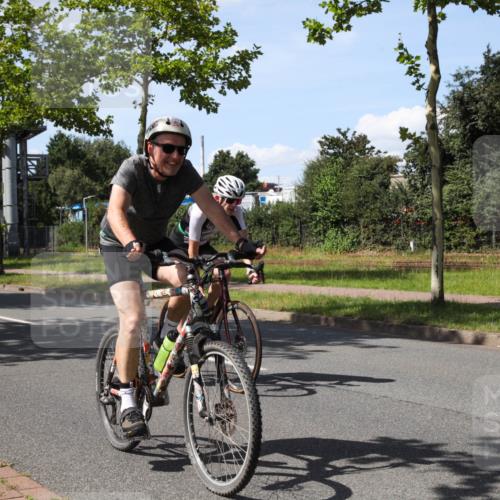 10.08.2025 - GEWOBA Citytriathlon Bremen Yannick Fuchs http://msf.ph/oto/8541717 10.08.2025 14:30:06 Radfahren 42, 95, 112, 149, 183, 315, 327, 337, 400, 402, 429, 454 meine-sportfotos.de
