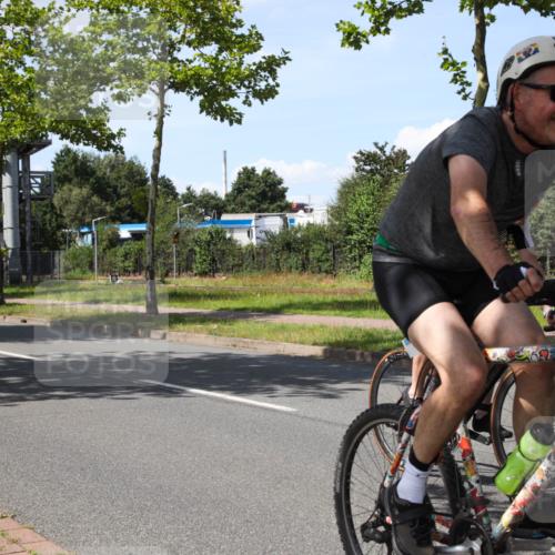 10.08.2025 - GEWOBA Citytriathlon Bremen Yannick Fuchs http://msf.ph/oto/8541720 10.08.2025 14:30:06 Radfahren 42, 95, 112, 149, 183, 315, 327, 337, 400, 402, 429, 454 meine-sportfotos.de