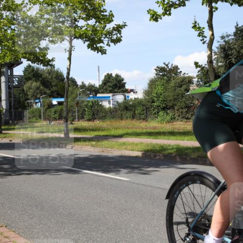 10.08.2025 - GEWOBA Citytriathlon Bremen Yannick Fuchs http://msf.ph/oto/8541729 10.08.2025 14:30:07 Radfahren 42, 66, 95, 112, 148, 149, 183, 315, 327, 337, 400, 402, 429, 454 meine-sportfotos.de