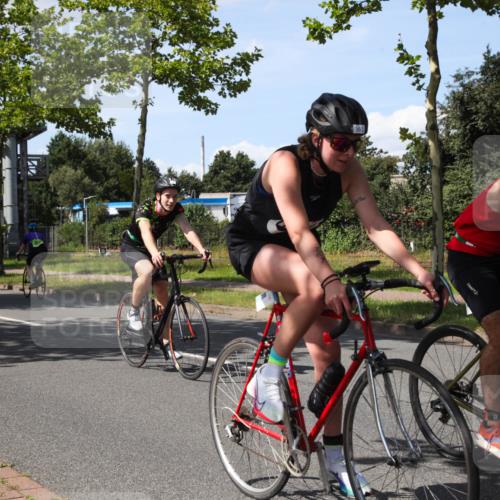 10.08.2025 - GEWOBA Citytriathlon Bremen Yannick Fuchs http://msf.ph/oto/8541878 10.08.2025 14:30:28 Radfahren 8, 33, 66, 107, 148, 149, 178, 328, 329, 338, 345, 347, 356, 361, 374, 381, 410, 461, 492 meine-sportfotos.de