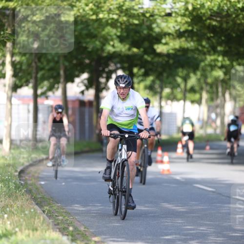 10.08.2025 - GEWOBA Citytriathlon Bremen Yannick Fuchs http://msf.ph/oto/8541882 10.08.2025 10:38:46 Radfahren 31, 63, 119, 163, 417, 429, 443, 506, 513 meine-sportfotos.de