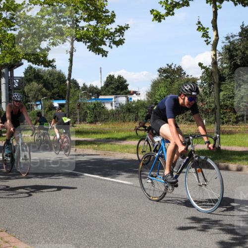 10.08.2025 - GEWOBA Citytriathlon Bremen Yannick Fuchs http://msf.ph/oto/8541974 10.08.2025 14:30:41 Radfahren 8, 12, 107, 178, 328, 341, 345, 347, 356, 381, 399, 409, 416, 461, 504 meine-sportfotos.de
