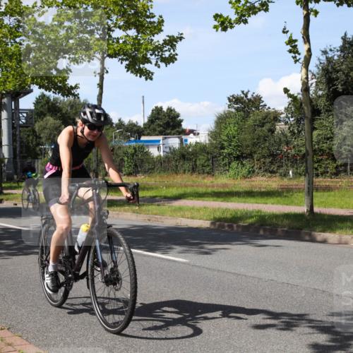 10.08.2025 - GEWOBA Citytriathlon Bremen Yannick Fuchs http://msf.ph/oto/8541987 10.08.2025 14:30:43 Radfahren 12, 107, 178, 328, 341, 345, 347, 356, 381, 399, 409, 416, 461, 504, 510 meine-sportfotos.de