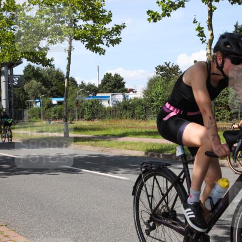 10.08.2025 - GEWOBA Citytriathlon Bremen Yannick Fuchs http://msf.ph/oto/8541990 10.08.2025 14:30:43 Radfahren 12, 107, 178, 328, 341, 345, 347, 356, 381, 399, 409, 416, 461, 504, 510 meine-sportfotos.de