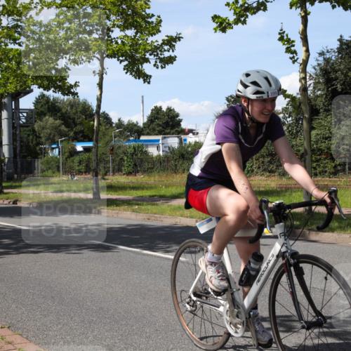 10.08.2025 - GEWOBA Citytriathlon Bremen Yannick Fuchs http://msf.ph/oto/8542033 10.08.2025 14:30:48 Radfahren 12, 107, 175, 178, 328, 341, 345, 356, 368, 381, 399, 409, 416, 461, 504, 510 meine-sportfotos.de