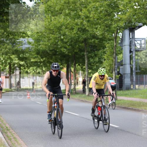 10.08.2025 - GEWOBA Citytriathlon Bremen Yannick Fuchs http://msf.ph/oto/8542049 10.08.2025 12:47:19 Radfahren 573, 622, 640, 645, 654, 659, 675, 732, 733, 751, 753, 769, 792, 875, 960, 981, 1013 meine-sportfotos.de