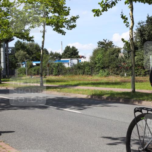 10.08.2025 - GEWOBA Citytriathlon Bremen Yannick Fuchs http://msf.ph/oto/8542144 10.08.2025 14:31:01 Radfahren 155, 175, 335, 368, 385, 412, 491, 504, 510 meine-sportfotos.de
