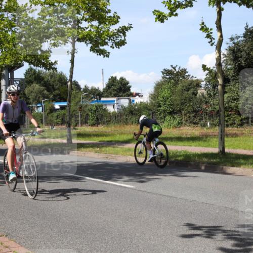 10.08.2025 - GEWOBA Citytriathlon Bremen Yannick Fuchs http://msf.ph/oto/8542215 10.08.2025 14:31:08 Radfahren 26, 155, 175, 335, 368, 385, 407, 412, 470, 491, 494, 509, 510 meine-sportfotos.de