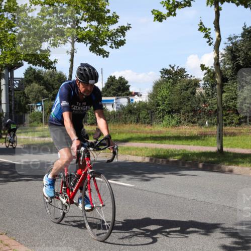 10.08.2025 - GEWOBA Citytriathlon Bremen Yannick Fuchs http://msf.ph/oto/8542229 10.08.2025 14:31:09 Radfahren 26, 155, 175, 335, 368, 385, 407, 412, 470, 491, 494, 509 meine-sportfotos.de
