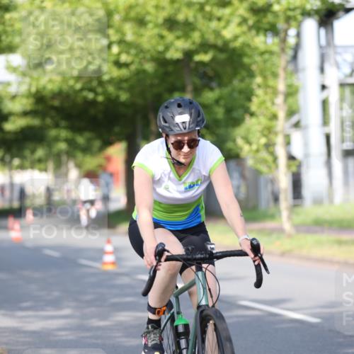 10.08.2025 - GEWOBA Citytriathlon Bremen Yannick Fuchs http://msf.ph/oto/8542281 10.08.2025 10:40:15 Radfahren 1, 11, 47, 61, 65, 79, 91, 125, 135, 197, 227, 229 meine-sportfotos.de