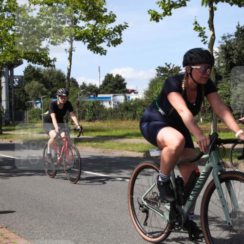 10.08.2025 - GEWOBA Citytriathlon Bremen Yannick Fuchs http://msf.ph/oto/8542300 10.08.2025 14:31:36 Radfahren 97, 187, 271, 324, 379, 419, 434, 439, 459, 469, 475, 485, 520, 523 meine-sportfotos.de