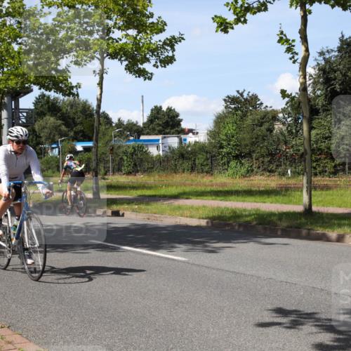 10.08.2025 - GEWOBA Citytriathlon Bremen Yannick Fuchs http://msf.ph/oto/8542457 10.08.2025 14:32:26 Radfahren 105, 113, 284, 299, 344, 355, 362, 366, 370, 393, 433, 463, 489, 508 meine-sportfotos.de