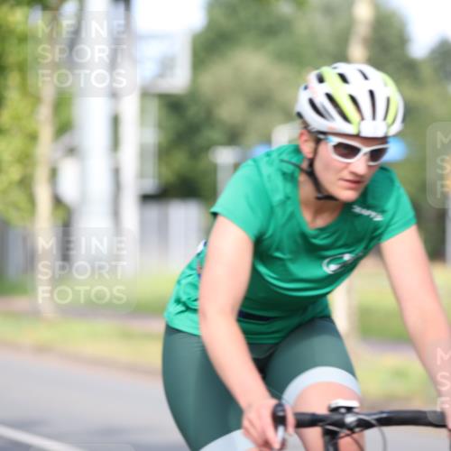 10.08.2025 - GEWOBA Citytriathlon Bremen Yannick Fuchs http://msf.ph/oto/8542606 10.08.2025 10:41:47 Radfahren 3, 9, 177, 223, 395, 410 meine-sportfotos.de
