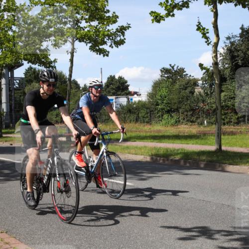 10.08.2025 - GEWOBA Citytriathlon Bremen Yannick Fuchs http://msf.ph/oto/8542636 10.08.2025 14:32:49 Radfahren 15, 82, 96, 118, 122, 243, 357, 387, 420, 435, 501 meine-sportfotos.de
