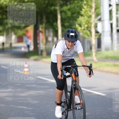 10.08.2025 - GEWOBA Citytriathlon Bremen Yannick Fuchs http://msf.ph/oto/8542651 10.08.2025 10:41:54 Radfahren 3, 9, 41, 177, 223, 395, 410 meine-sportfotos.de