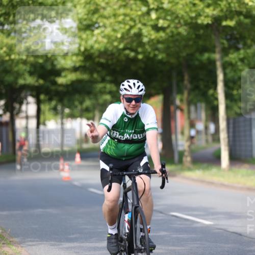 10.08.2025 - GEWOBA Citytriathlon Bremen Yannick Fuchs http://msf.ph/oto/8542700 10.08.2025 10:42:00 Radfahren 9, 41, 177, 223, 410 meine-sportfotos.de