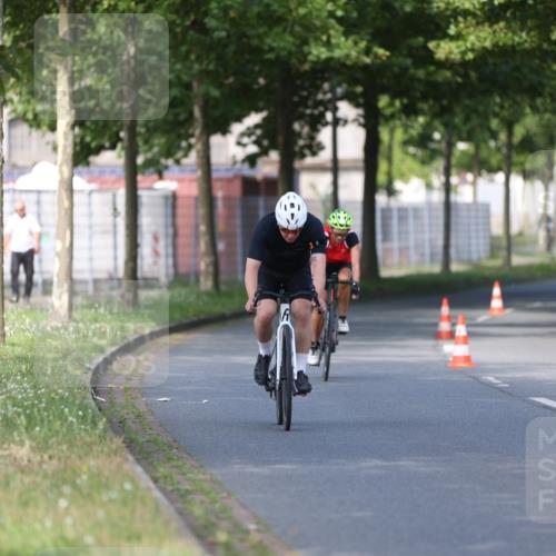 10.08.2025 - GEWOBA Citytriathlon Bremen Yannick Fuchs http://msf.ph/oto/8542716 10.08.2025 10:42:02 Radfahren 9, 41, 177, 223, 410 meine-sportfotos.de