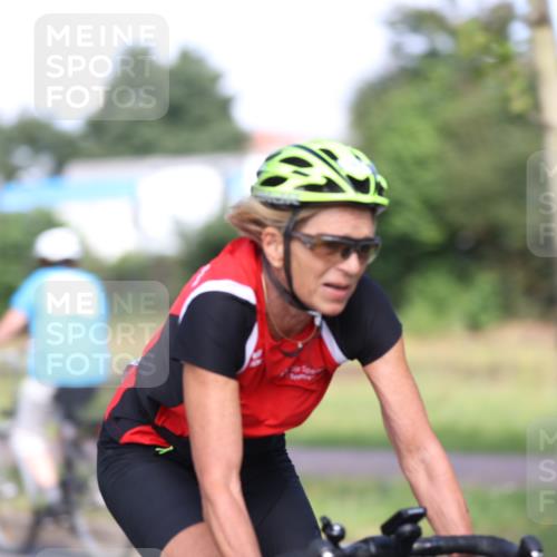 10.08.2025 - GEWOBA Citytriathlon Bremen Yannick Fuchs http://msf.ph/oto/8542751 10.08.2025 10:42:05 Radfahren 41, 131, 177, 223 meine-sportfotos.de