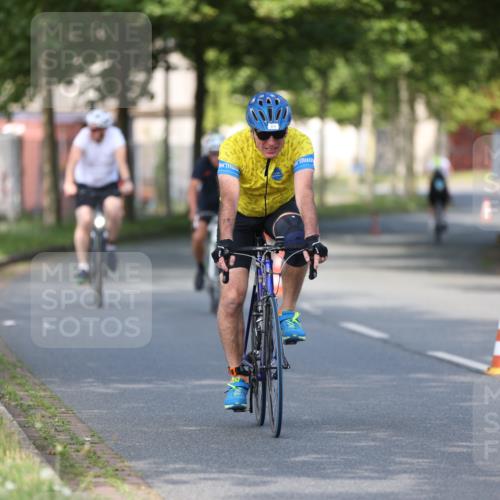 10.08.2025 - GEWOBA Citytriathlon Bremen Yannick Fuchs http://msf.ph/oto/8542859 10.08.2025 10:42:32 Radfahren 13, 17, 89, 167, 175, 189, 199 meine-sportfotos.de