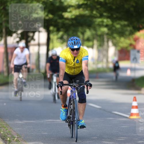 10.08.2025 - GEWOBA Citytriathlon Bremen Yannick Fuchs http://msf.ph/oto/8542862 10.08.2025 10:42:32 Radfahren 13, 17, 89, 167, 175, 189, 199 meine-sportfotos.de