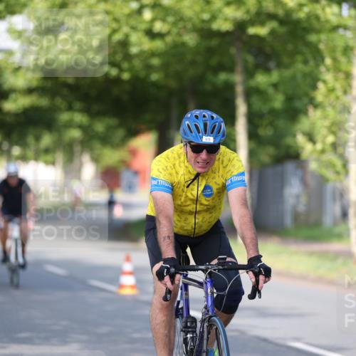 10.08.2025 - GEWOBA Citytriathlon Bremen Yannick Fuchs http://msf.ph/oto/8542869 10.08.2025 10:42:33 Radfahren 13, 17, 89, 167, 175, 189, 199 meine-sportfotos.de