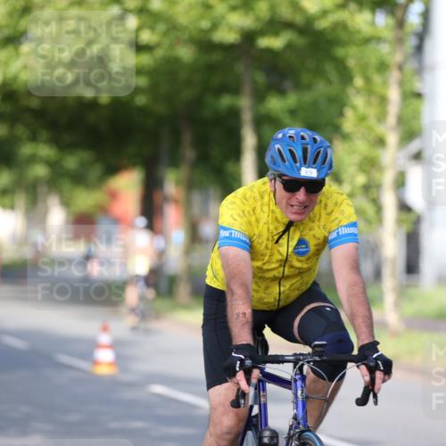 10.08.2025 - GEWOBA Citytriathlon Bremen Yannick Fuchs http://msf.ph/oto/8542873 10.08.2025 10:42:33 Radfahren 13, 17, 89, 167, 175, 189, 199 meine-sportfotos.de