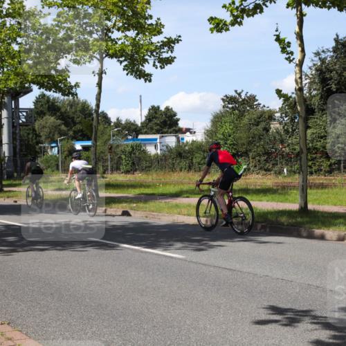 10.08.2025 - GEWOBA Citytriathlon Bremen Yannick Fuchs http://msf.ph/oto/8542881 10.08.2025 14:33:23 Radfahren 2, 74, 93, 138, 207, 440, 473, 518, 519 meine-sportfotos.de