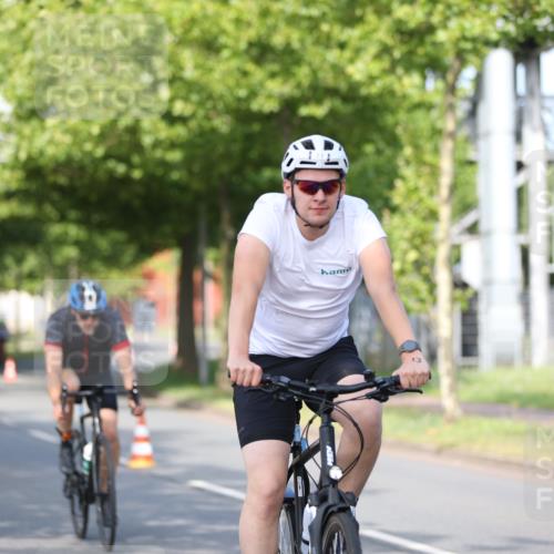 10.08.2025 - GEWOBA Citytriathlon Bremen Yannick Fuchs http://msf.ph/oto/8542892 10.08.2025 10:42:36 Radfahren 13, 17, 89, 167, 175, 199 meine-sportfotos.de