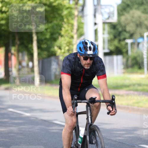 10.08.2025 - GEWOBA Citytriathlon Bremen Yannick Fuchs http://msf.ph/oto/8542902 10.08.2025 10:42:37 Radfahren 13, 17, 89, 167, 175, 199 meine-sportfotos.de
