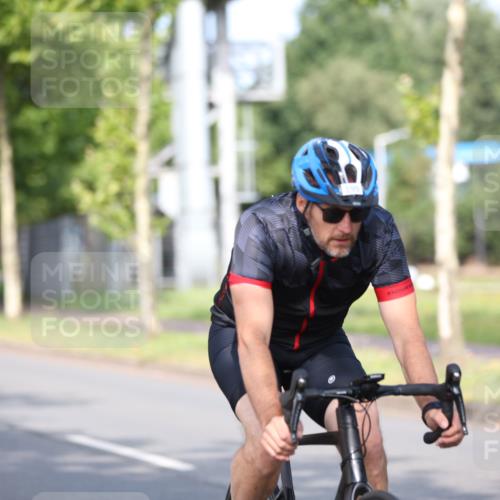 10.08.2025 - GEWOBA Citytriathlon Bremen Yannick Fuchs http://msf.ph/oto/8542906 10.08.2025 10:42:37 Radfahren 13, 17, 89, 167, 175, 199 meine-sportfotos.de