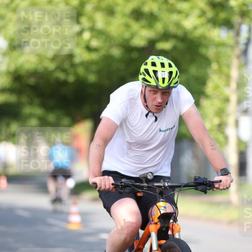 10.08.2025 - GEWOBA Citytriathlon Bremen Yannick Fuchs http://msf.ph/oto/8542925 10.08.2025 10:42:47 Radfahren 17, 175, 199, 438 meine-sportfotos.de