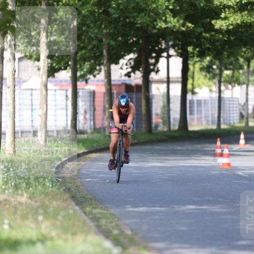 10.08.2025 - GEWOBA Citytriathlon Bremen Yannick Fuchs http://msf.ph/oto/8542935 10.08.2025 10:42:58 Radfahren 149, 438 meine-sportfotos.de