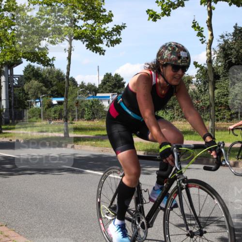 10.08.2025 - GEWOBA Citytriathlon Bremen Yannick Fuchs http://msf.ph/oto/8542937 10.08.2025 14:33:31 Radfahren 2, 25, 48, 74, 138, 440, 514, 518, 519 meine-sportfotos.de