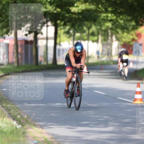 10.08.2025 - GEWOBA Citytriathlon Bremen Yannick Fuchs http://msf.ph/oto/8542942 10.08.2025 10:42:59 Radfahren 149, 438 meine-sportfotos.de