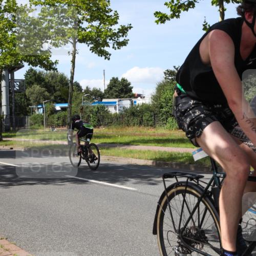 10.08.2025 - GEWOBA Citytriathlon Bremen Yannick Fuchs http://msf.ph/oto/8542950 10.08.2025 14:33:34 Radfahren 2, 25, 48, 74, 138, 440, 514, 518, 519 meine-sportfotos.de
