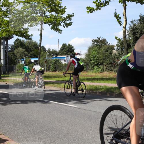 10.08.2025 - GEWOBA Citytriathlon Bremen Yannick Fuchs http://msf.ph/oto/8542979 10.08.2025 14:33:37 Radfahren 2, 25, 48, 74, 138, 440, 514, 519 meine-sportfotos.de