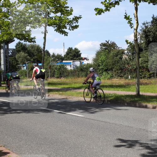 10.08.2025 - GEWOBA Citytriathlon Bremen Yannick Fuchs http://msf.ph/oto/8542984 10.08.2025 14:33:38 Radfahren 2, 25, 48, 74, 138, 440, 514, 519, 522 meine-sportfotos.de