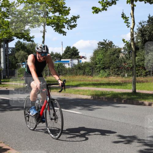 10.08.2025 - GEWOBA Citytriathlon Bremen Yannick Fuchs http://msf.ph/oto/8542995 10.08.2025 14:33:39 Radfahren 2, 25, 48, 65, 138, 440, 514, 519, 522 meine-sportfotos.de
