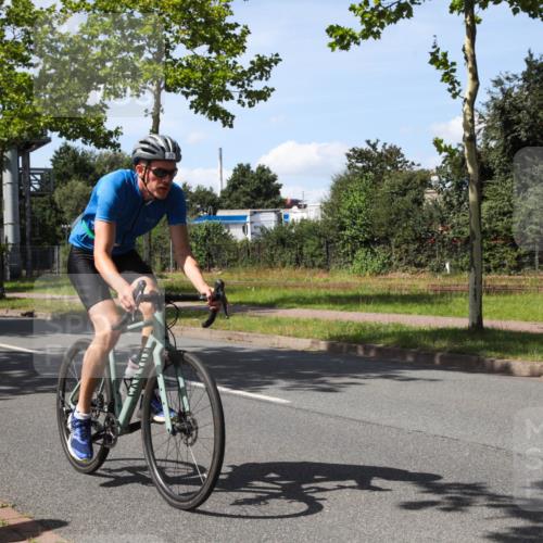 10.08.2025 - GEWOBA Citytriathlon Bremen Yannick Fuchs http://msf.ph/oto/8543005 10.08.2025 14:33:40 Radfahren 2, 25, 48, 65, 138, 440, 514, 519, 522 meine-sportfotos.de