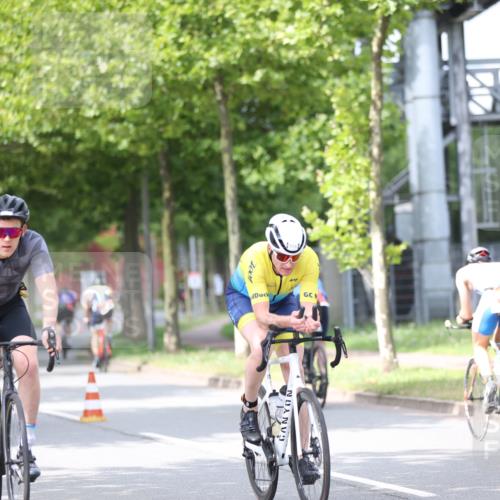 10.08.2025 - GEWOBA Citytriathlon Bremen Yannick Fuchs http://msf.ph/oto/8543015 10.08.2025 12:49:45 Radfahren 552, 560, 637, 648, 666, 688, 689, 692, 715, 741, 841, 856, 873, 922 meine-sportfotos.de