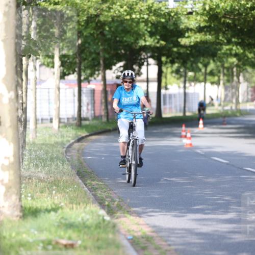 10.08.2025 - GEWOBA Citytriathlon Bremen Yannick Fuchs http://msf.ph/oto/8543037 10.08.2025 10:43:24 Radfahren 27, 51, 53, 361, 415, 422 meine-sportfotos.de