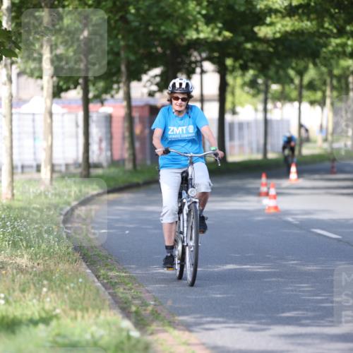 10.08.2025 - GEWOBA Citytriathlon Bremen Yannick Fuchs http://msf.ph/oto/8543039 10.08.2025 10:43:24 Radfahren 27, 51, 53, 361, 415, 422 meine-sportfotos.de