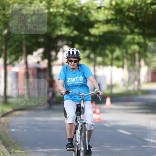 10.08.2025 - GEWOBA Citytriathlon Bremen Yannick Fuchs http://msf.ph/oto/8543041 10.08.2025 10:43:25 Radfahren 27, 51, 53, 361, 415, 422 meine-sportfotos.de